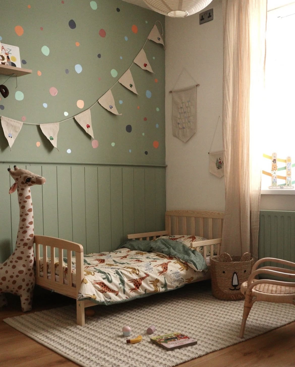 luxury kids bedroom 12