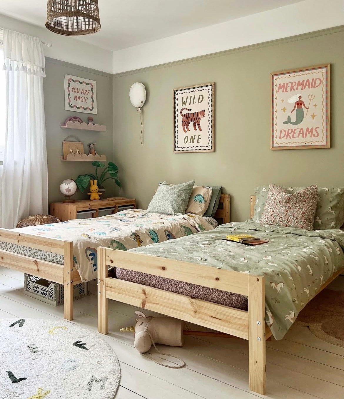 shared kids bedroom