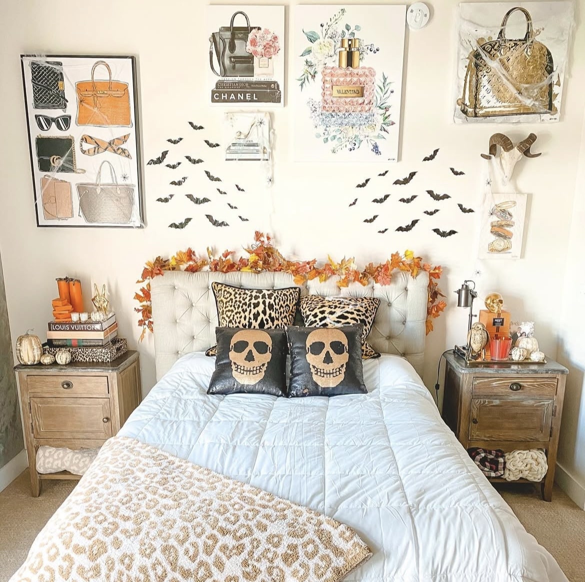 halloween bedroom 12