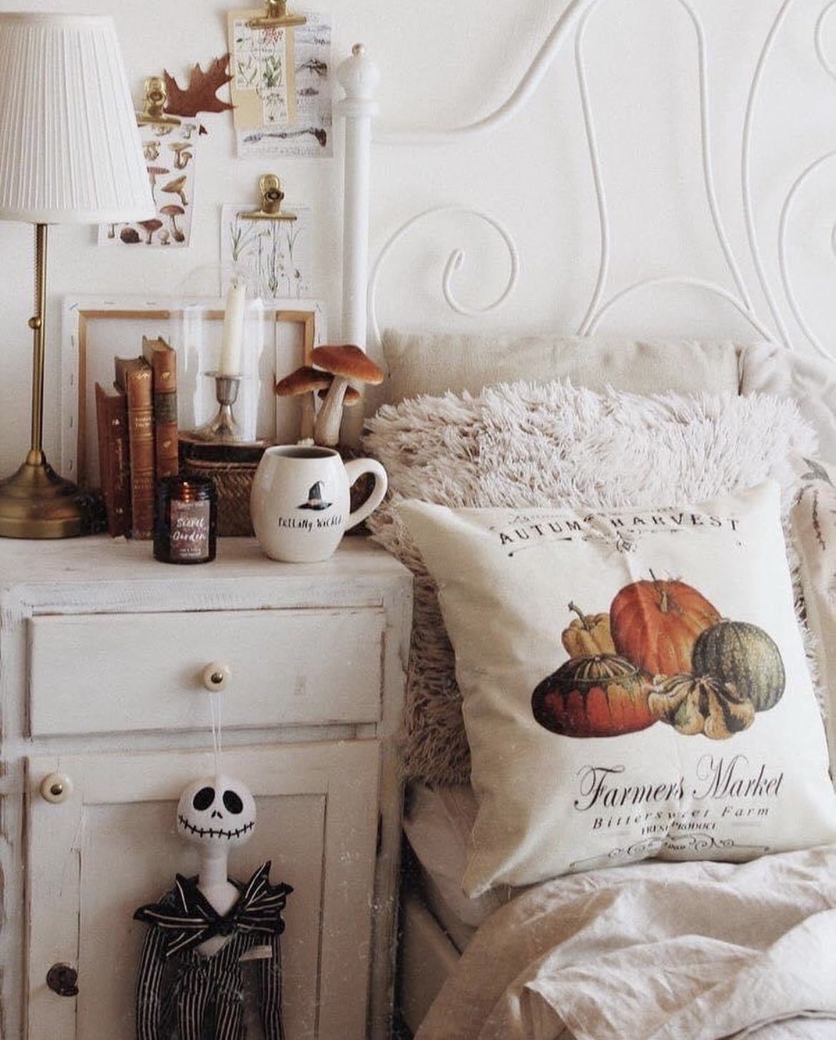 halloween bedroom 7