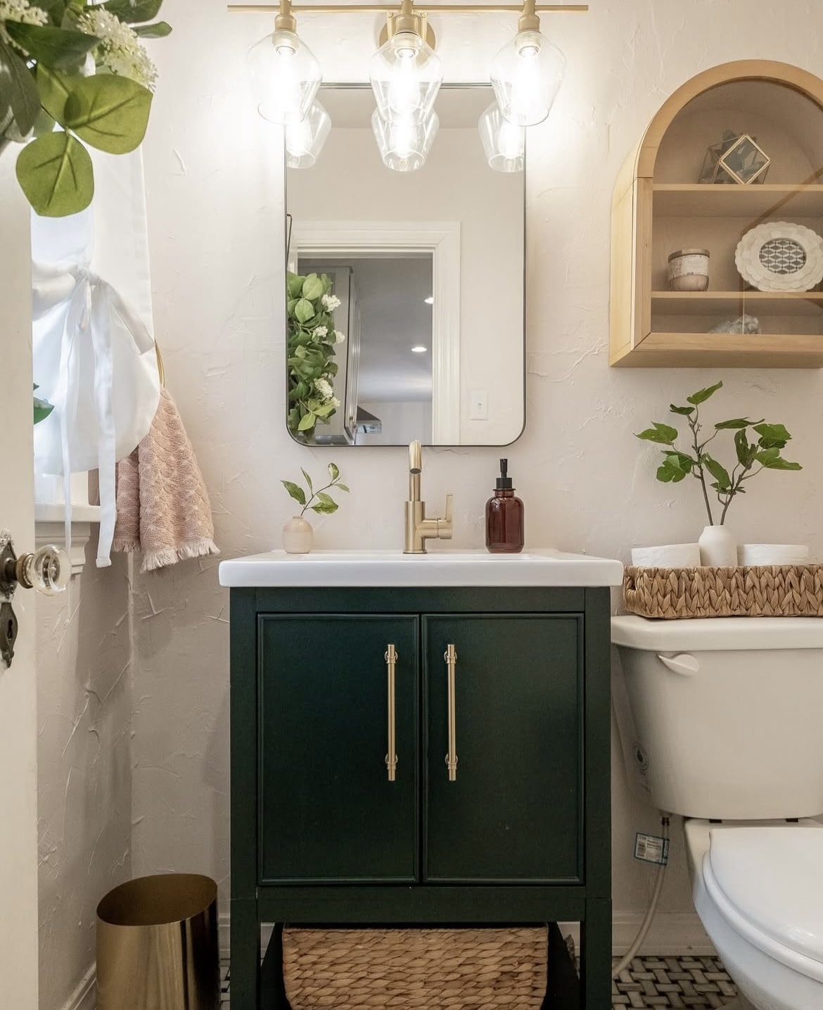Benjamin Moore bathroom colours 5
