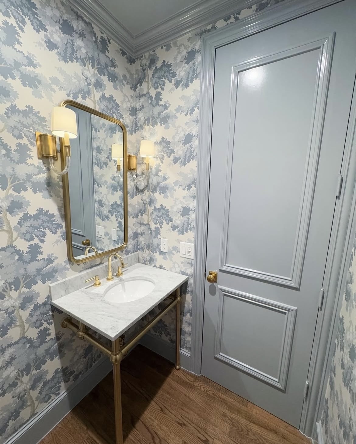 Benjamin Moore bathroom colours 9