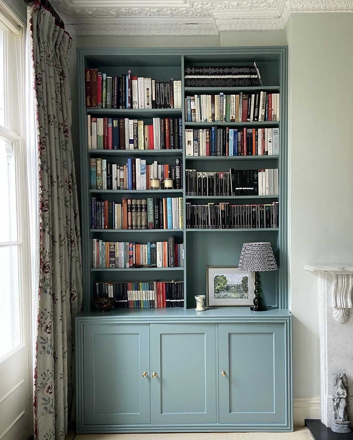 oval room blue 14