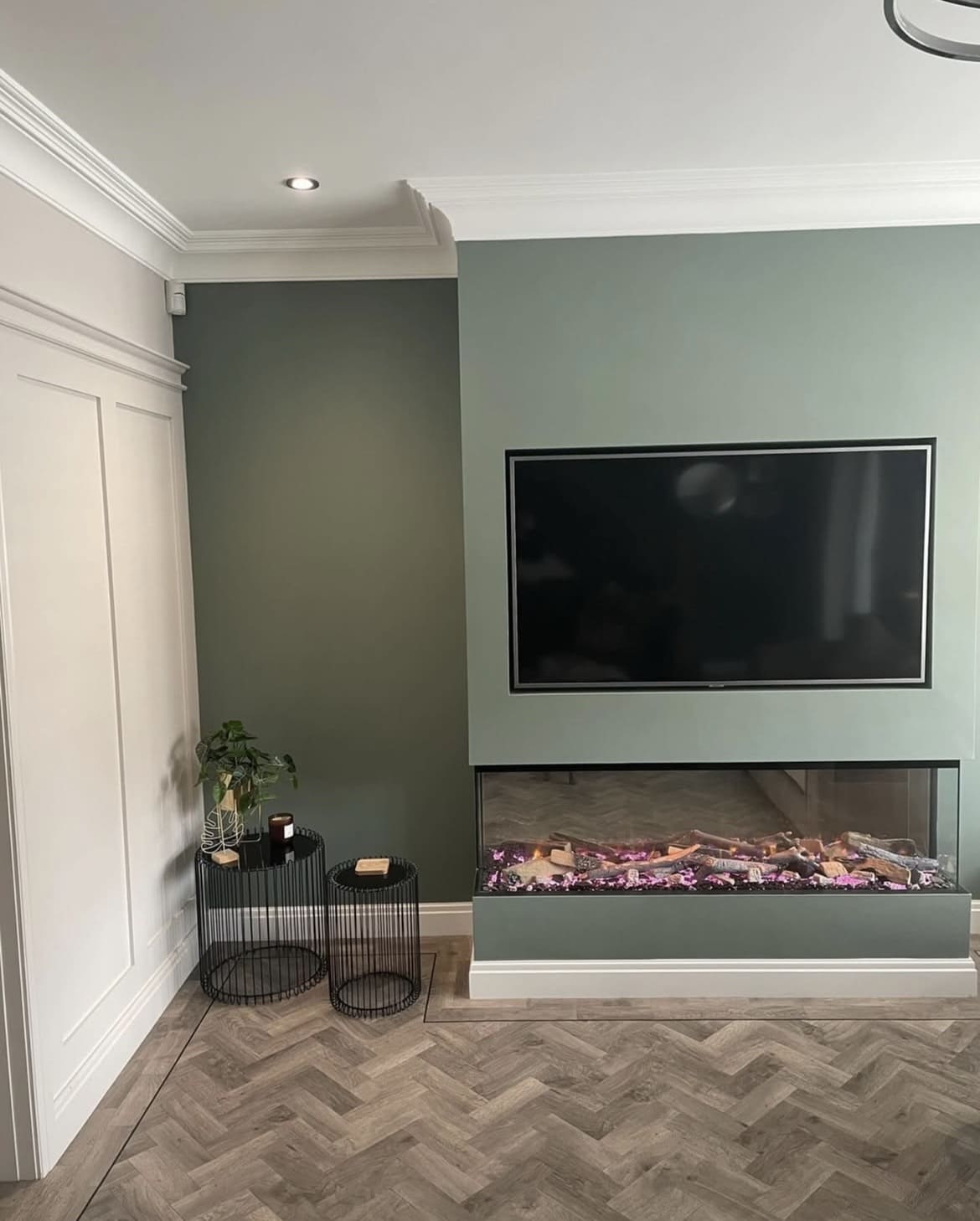 green smoke farrow and ball 13