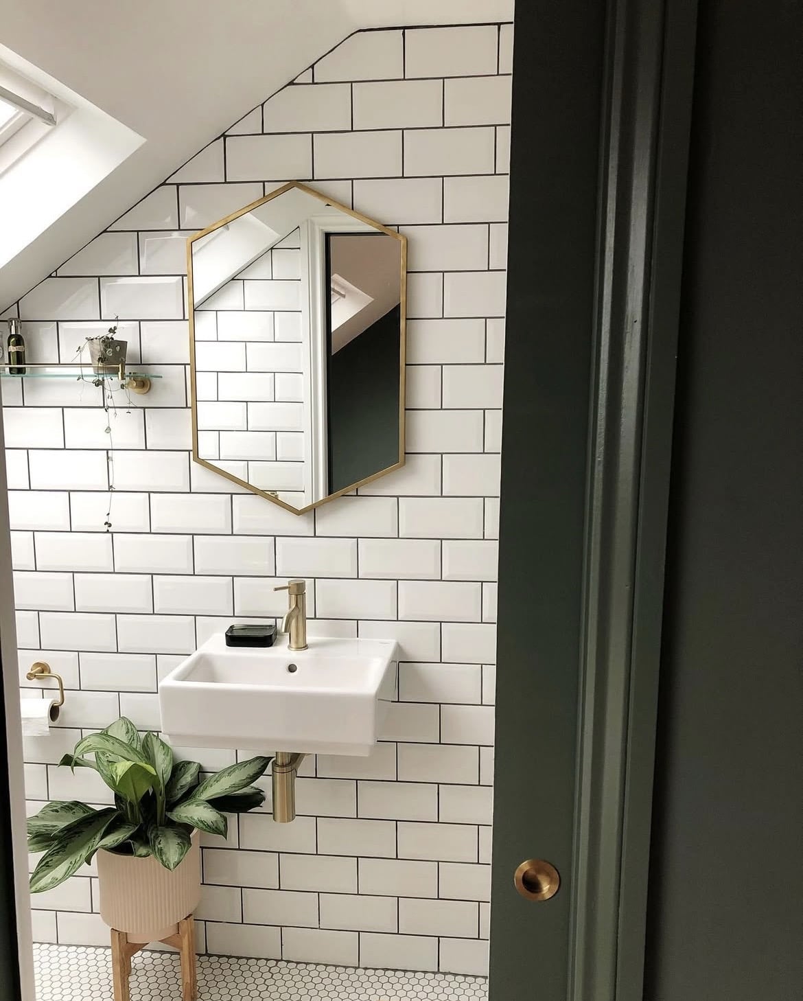 green smoke farrow and ball 7