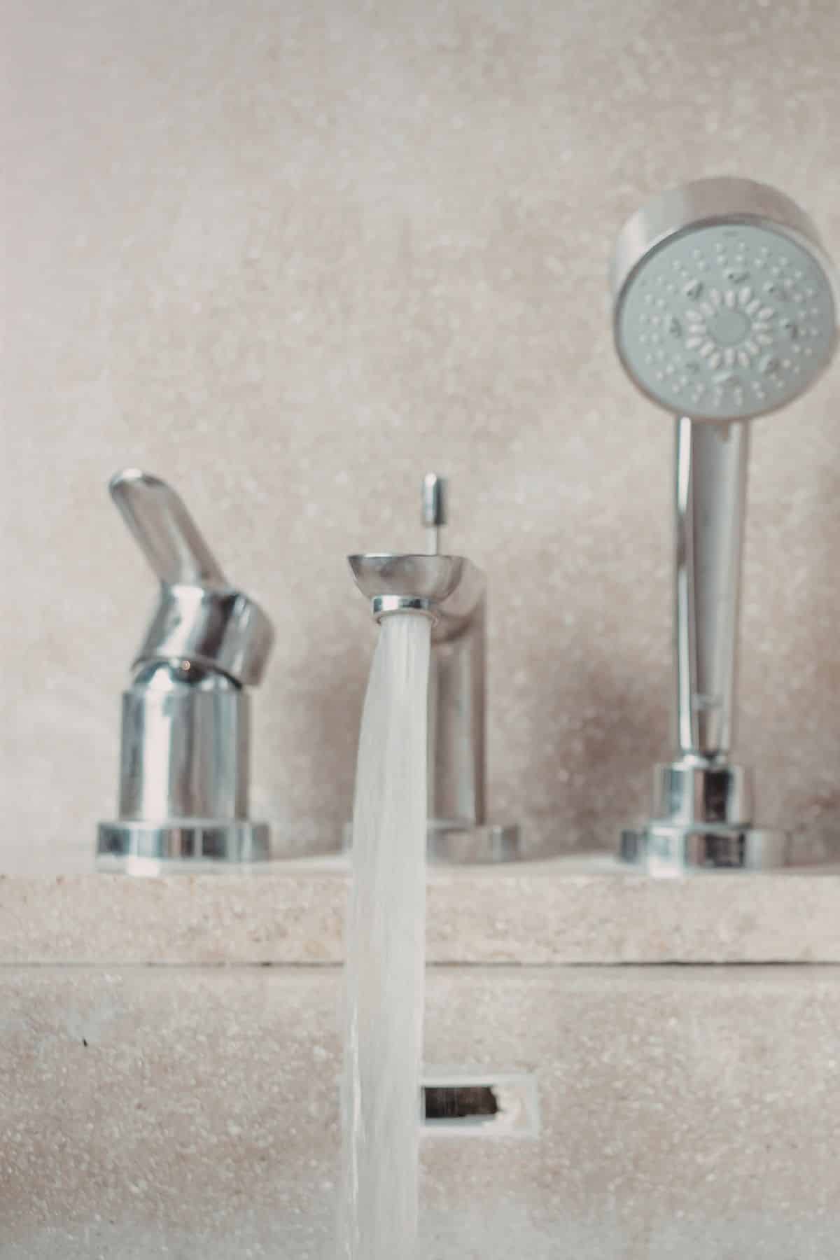 bathroom 4
