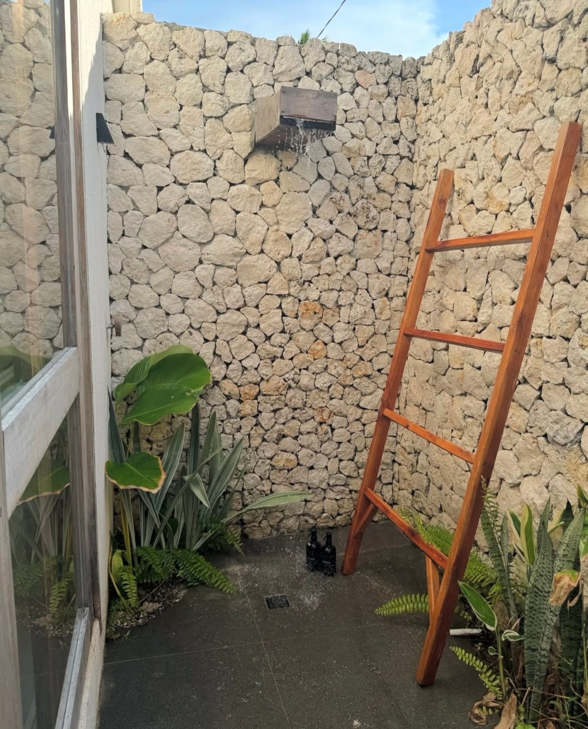 outdoor shower ideas 14
