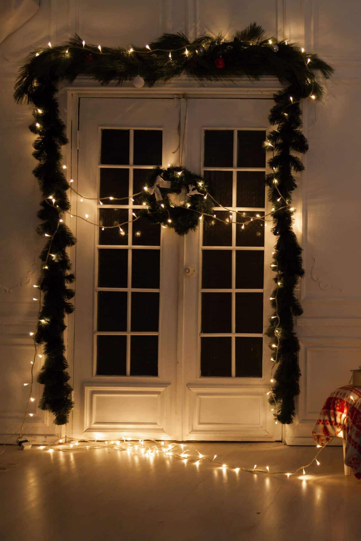 interior garland 5